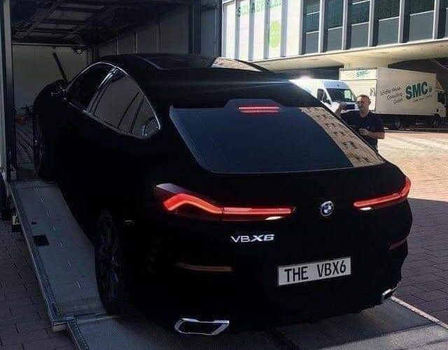 مواصفاتها فاقت التوقعات.. شاهد السيارة الأكثر سواداً على وجه الأرض التي أطلقتها “BMW”