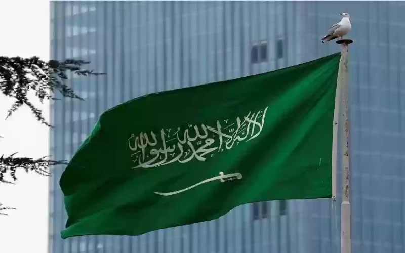 هل سيشهد نظام الكفيل في السعودية إلغاءً في 2024؟ كل ما تحتاج معرفته